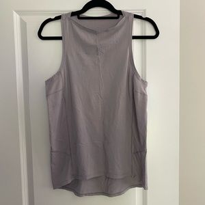 lululemon tank top in lilac - size 6